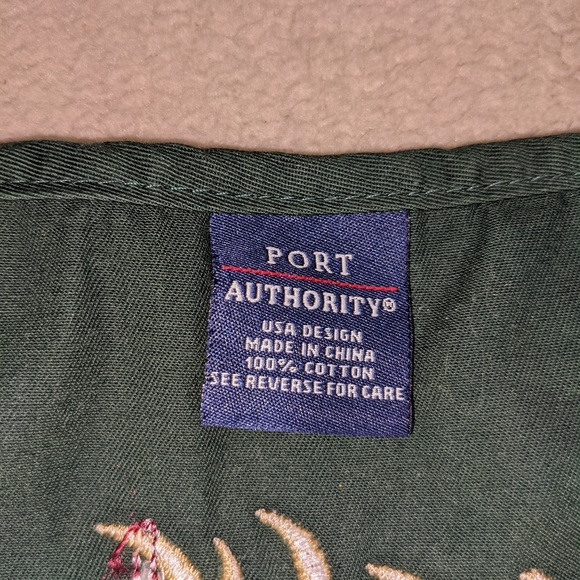 Port Authority Christmas Apron embroidery reindeer Rhinestones 3 pockets tie - Picture 2 of 9